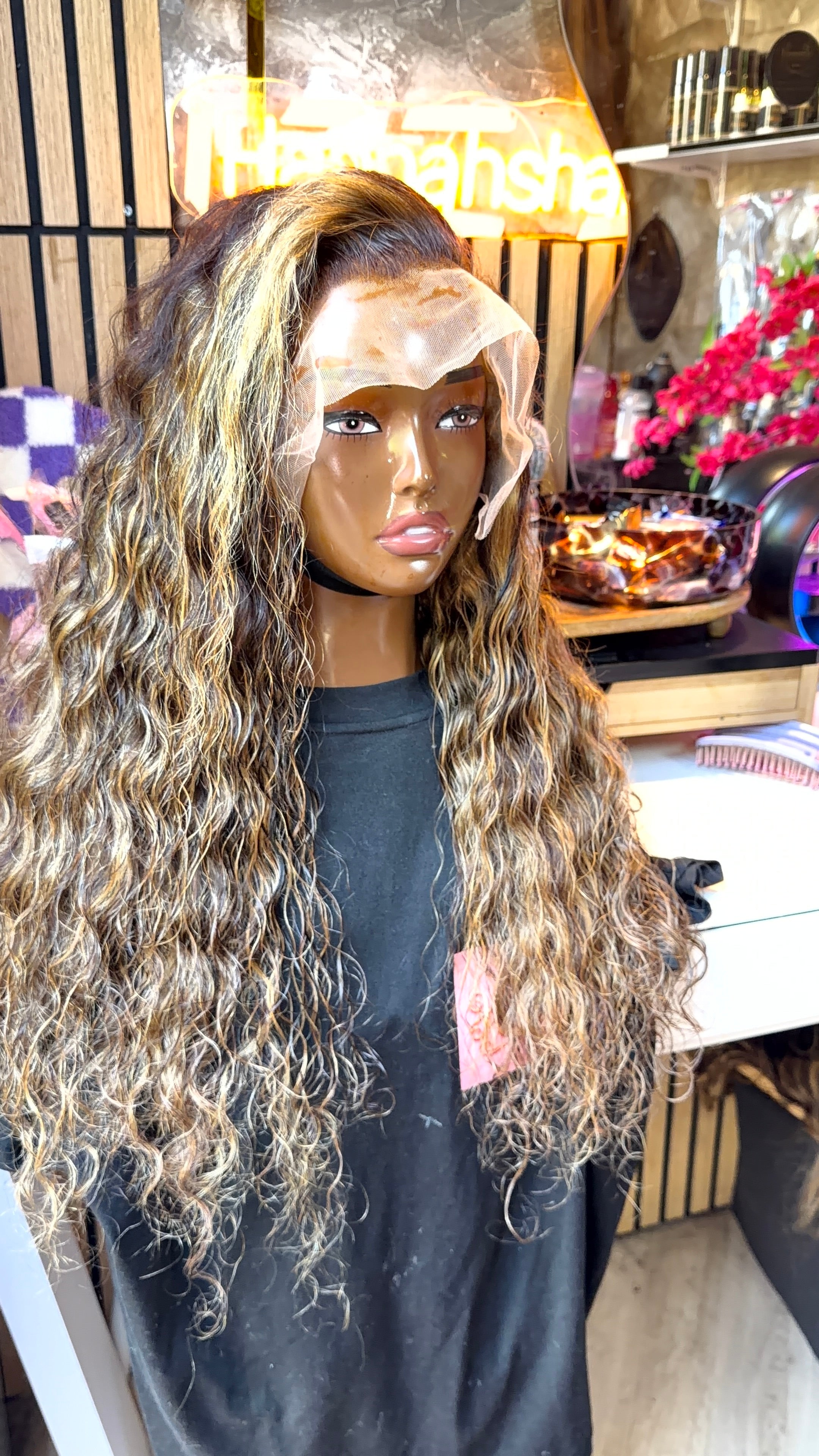 Honey Luxe loose wave  Wig